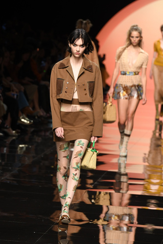 Fendi 2020 İlkbahar/Yaz Koleksiyonu