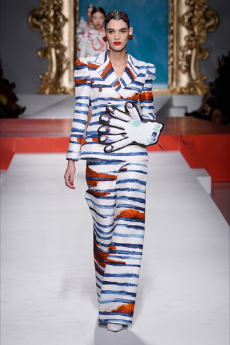 Moschino 2020 İlkbahar/Yaz koleksiyonu