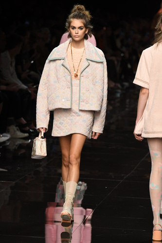 Fendi 2020 İlkbahar/Yaz Koleksiyonu