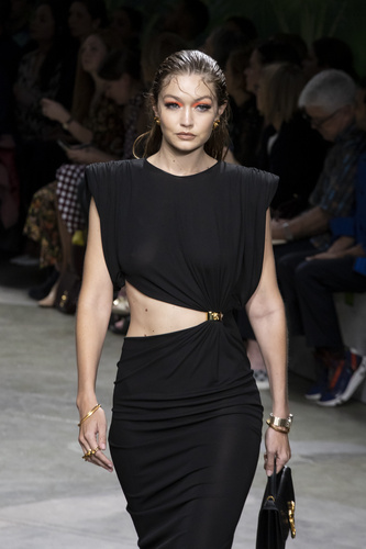 Versace 2020 İlkbahar/Yaz Koleksiyonu