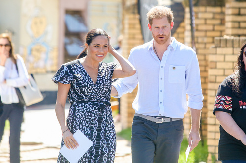 Meghan Markle ve Prens Harry'nin Güney Afrika ziyareti başladı