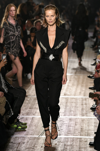 Isabel Marant 2020 İlkbahar/Yaz kolesksiyonu