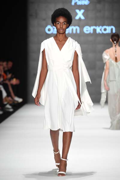 Bağzıbağlı Prive x Özlem Erkan defilesi 