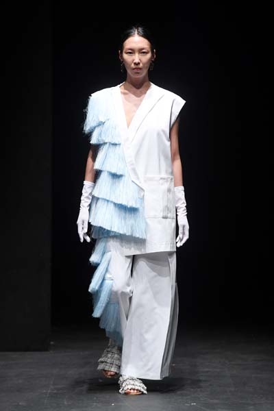 'Moda Haftası’nı tasarımcı Natalie Kolyozyan açtı