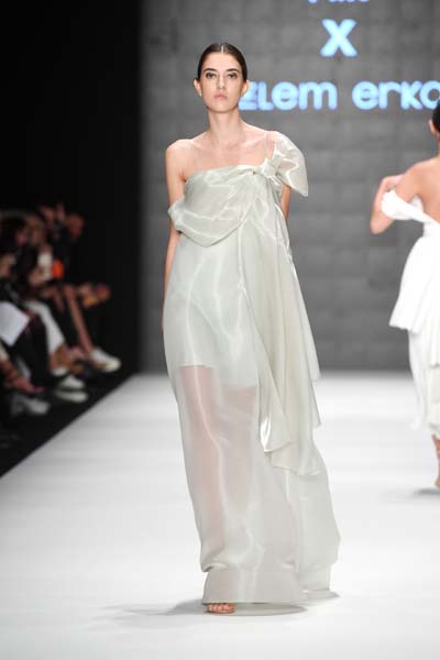 Bağzıbağlı Prive x Özlem Erkan defilesi 