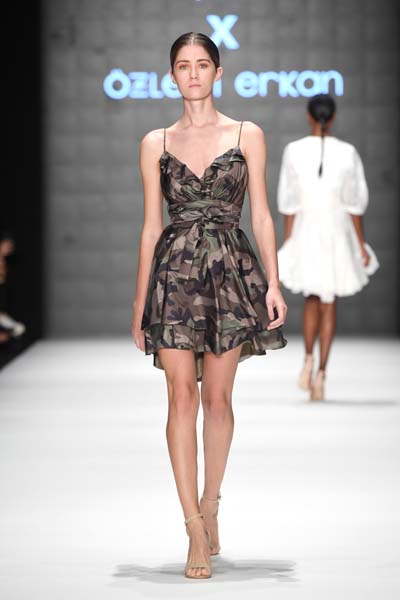 Bağzıbağlı Prive x Özlem Erkan defilesi 