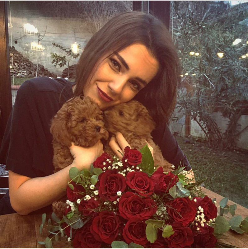 Ünlü çiftten hayranlarını üzen haber!