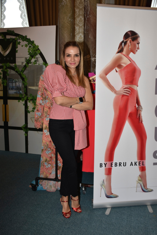 Ünlü isimler TOÇEV etkinliğinde bir araya geldi