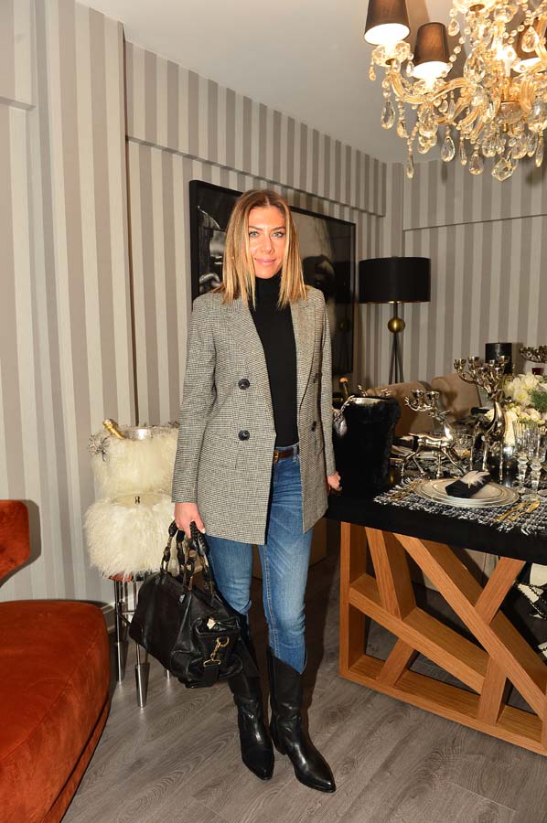 Yeni mağazaya görkemli açılış