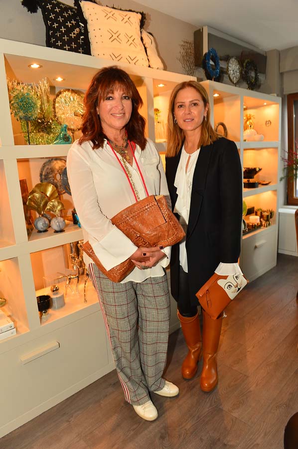 Yeni mağazaya görkemli açılış