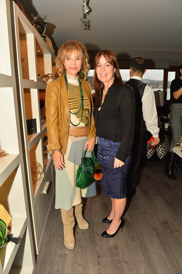 Yeni mağazaya görkemli açılış