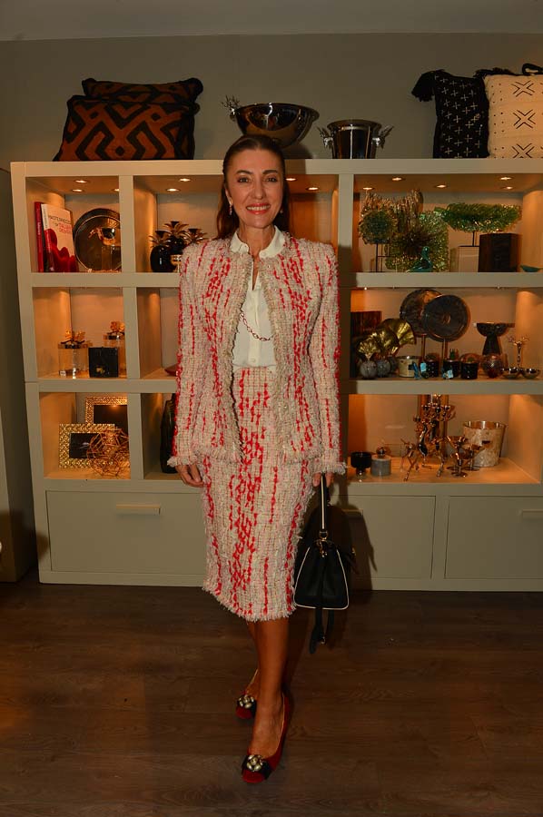 Yeni mağazaya görkemli açılış