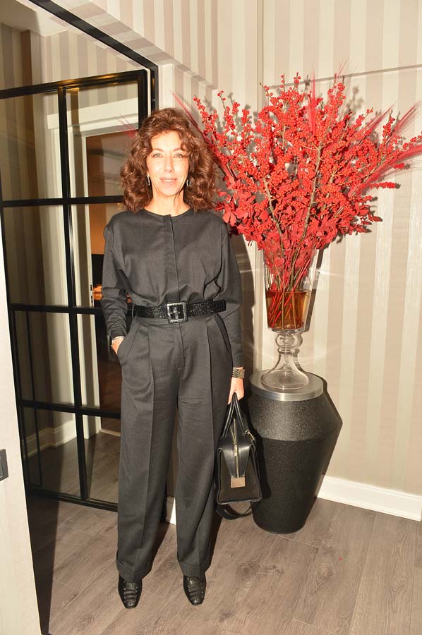 Yeni mağazaya görkemli açılış