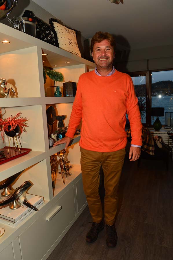 Yeni mağazaya görkemli açılış