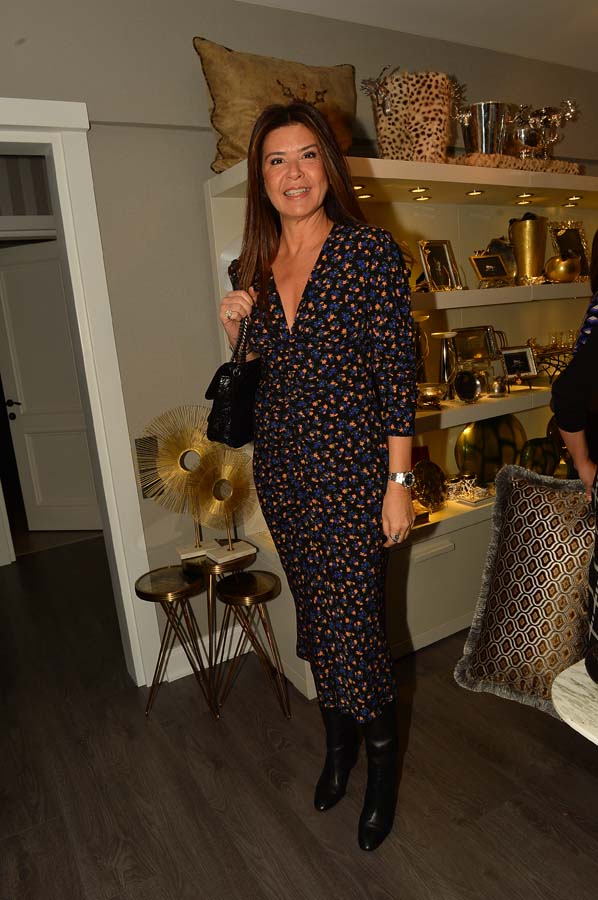 Yeni mağazaya görkemli açılış