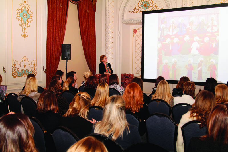 House Beautiful işbirliğiyle: Sofralar Sergisi