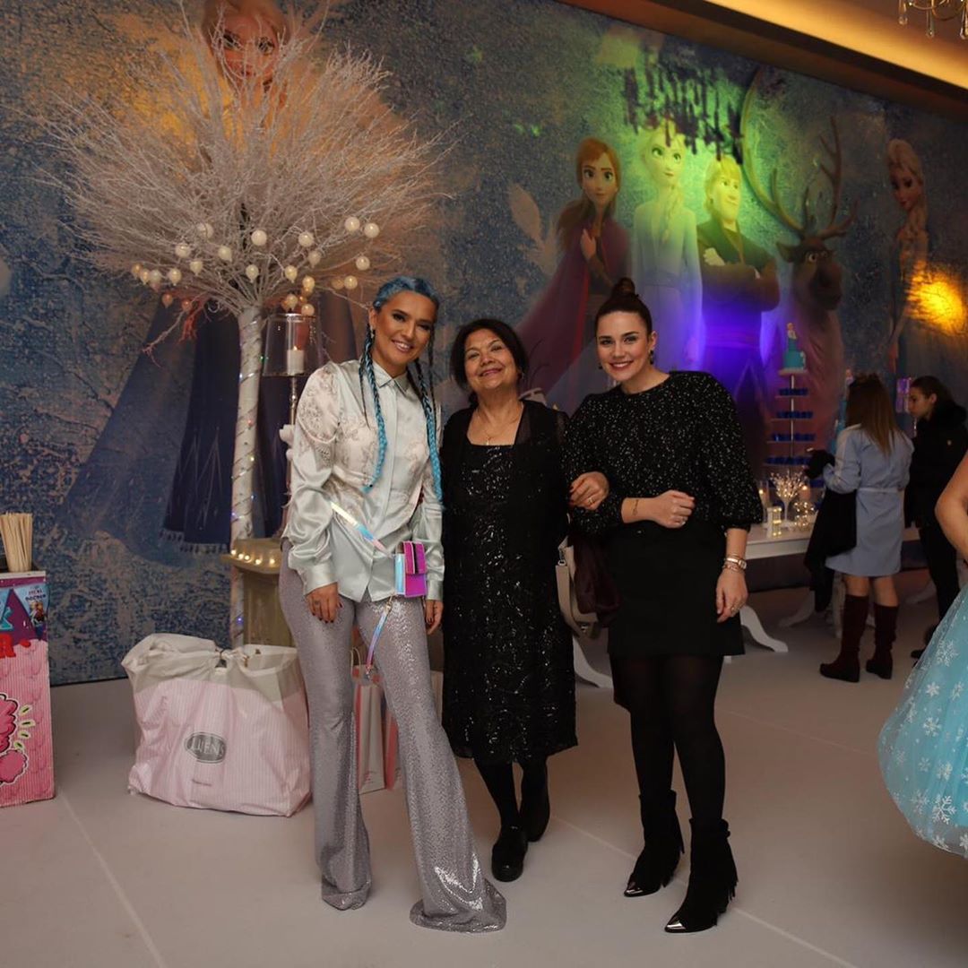 Demet Akalın’dan kızı Hira için muhteşem doğum günü partisi