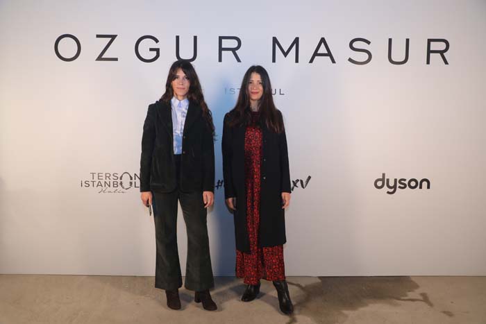 Özgür Masur defilesine yoğun ilgi