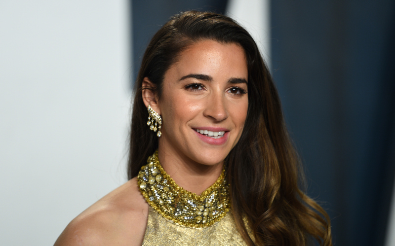 2020 Oscar’dan hafızalara kazınan güzellik görünümleri