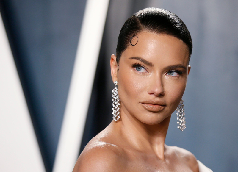 2020 Oscar’dan hafızalara kazınan güzellik görünümleri