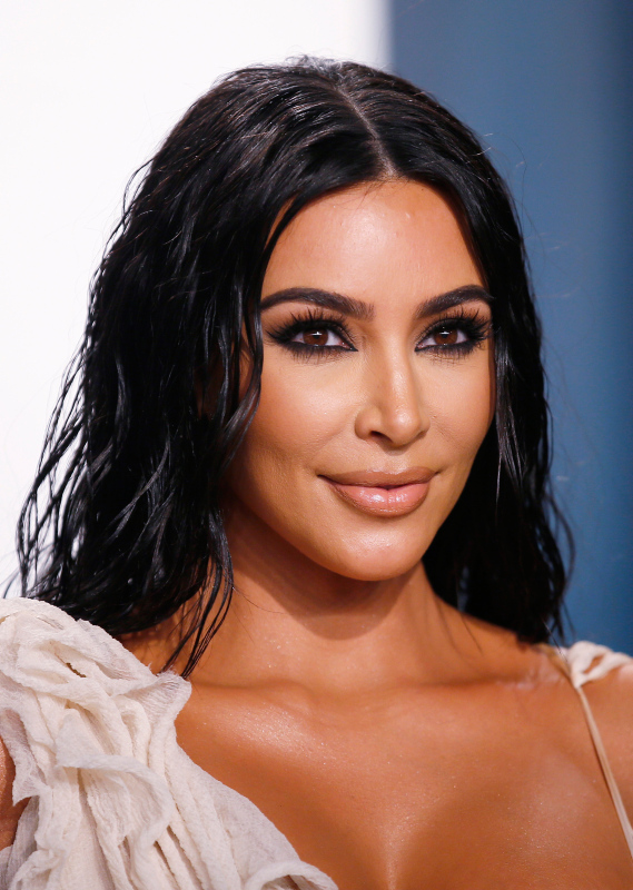 2020 Oscar’dan hafızalara kazınan güzellik görünümleri