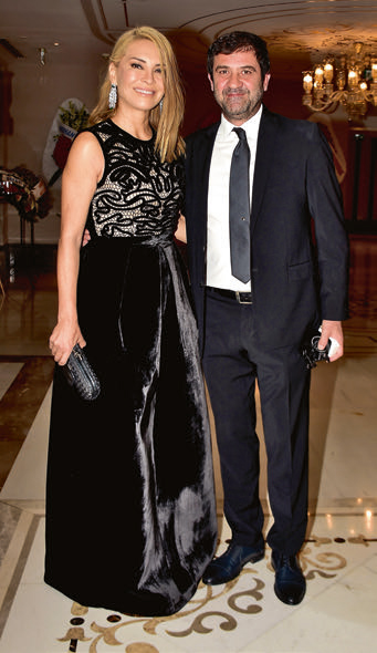 Görkemli düğüne 500 davetli katıldı