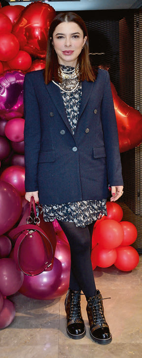 Sevgiler Günü davetinde buluştular