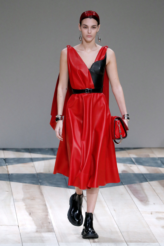 Alexander McQueen İlkbahar/Kış 2020