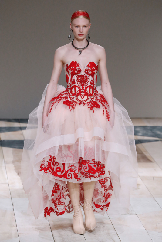 Alexander McQueen İlkbahar/Kış 2020