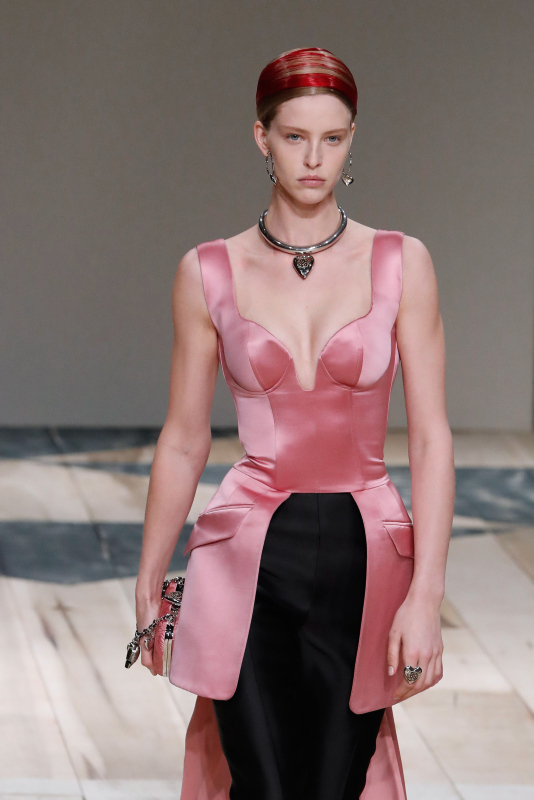 Alexander McQueen İlkbahar/Kış 2020