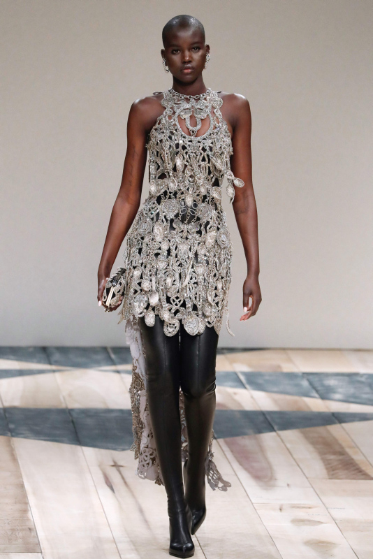 Alexander McQueen İlkbahar/Kış 2020