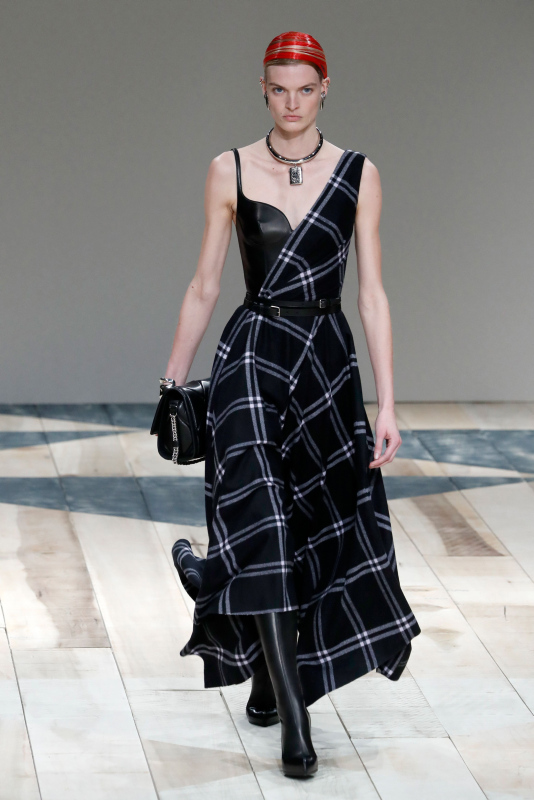 Alexander McQueen İlkbahar/Kış 2020