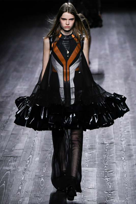 Louis Vuitton İlkbahar/Kış 2020 koleksiyonu