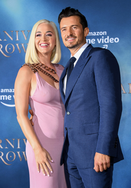 Katy Perry ve Orlando Bloom düğünlerini erteledi