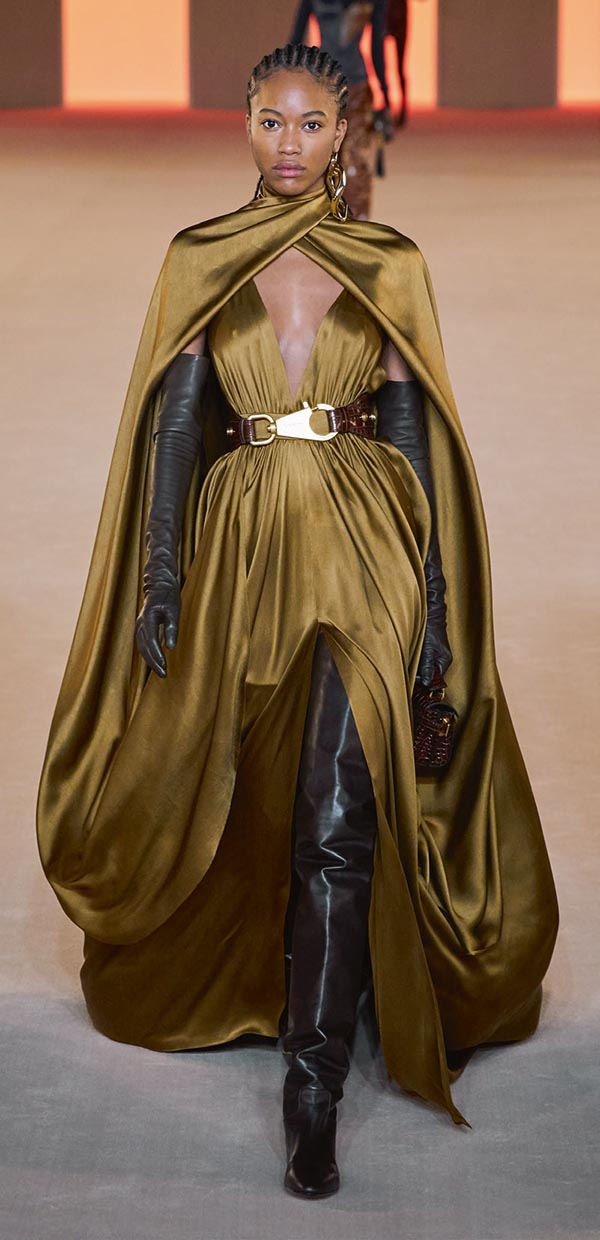 ‘Güçlü kadınlar’ Paris’i sardı