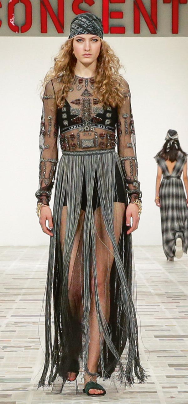 ‘Güçlü kadınlar’ Paris’i sardı