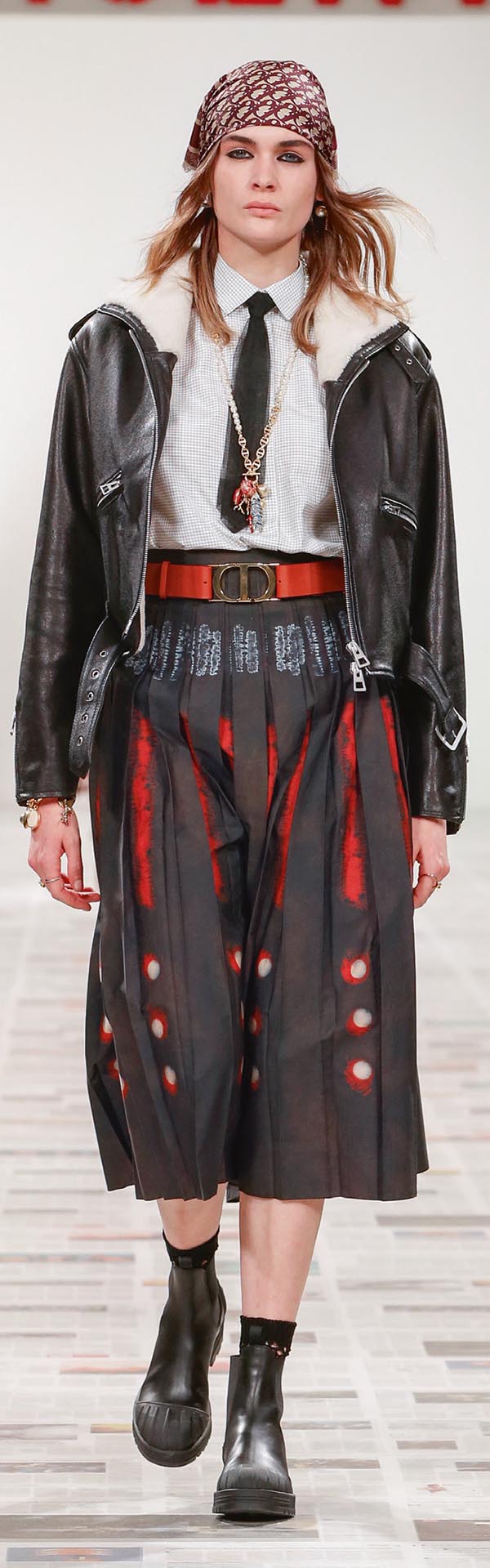 ‘Güçlü kadınlar’ Paris’i sardı