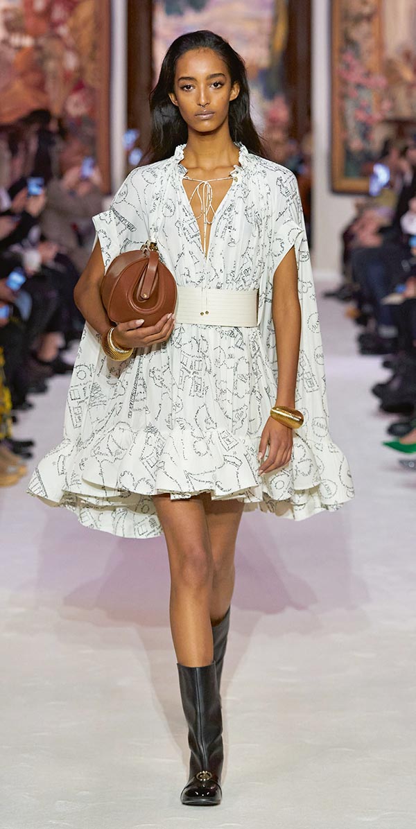 ‘Güçlü kadınlar’ Paris’i sardı