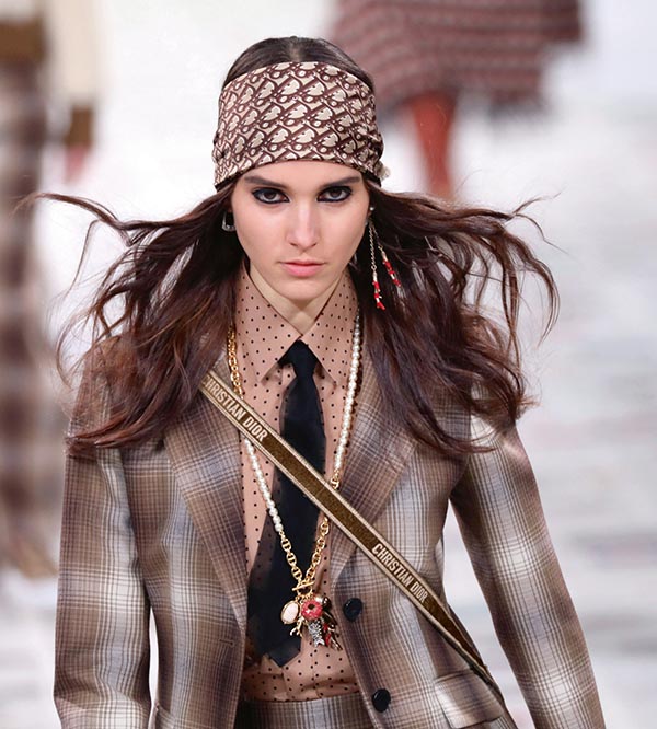 ‘Güçlü kadınlar’ Paris’i sardı