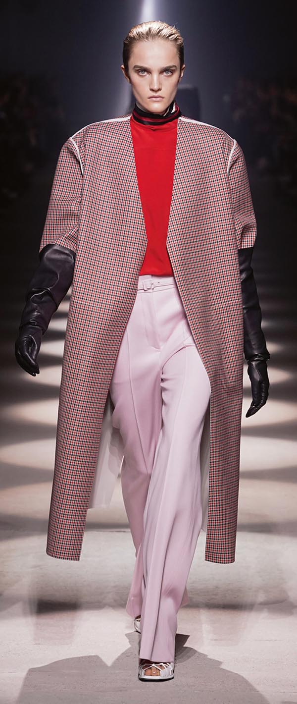 ‘Güçlü kadınlar’ Paris’i sardı