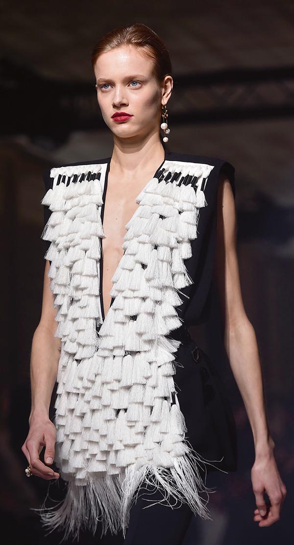 ‘Güçlü kadınlar’ Paris’i sardı