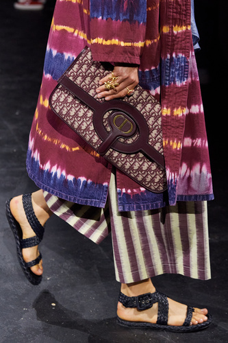 Christian Dior 2021 İlkbahar/Yaz koleksiyonu