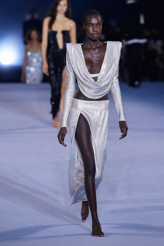 Balmain 2021 İlkbahar/Yaz defilesi