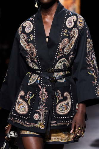 Christian Dior 2021 İlkbahar/Yaz koleksiyonu