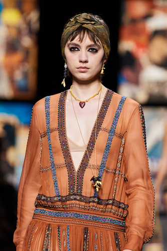 Christian Dior 2021 İlkbahar/Yaz koleksiyonu