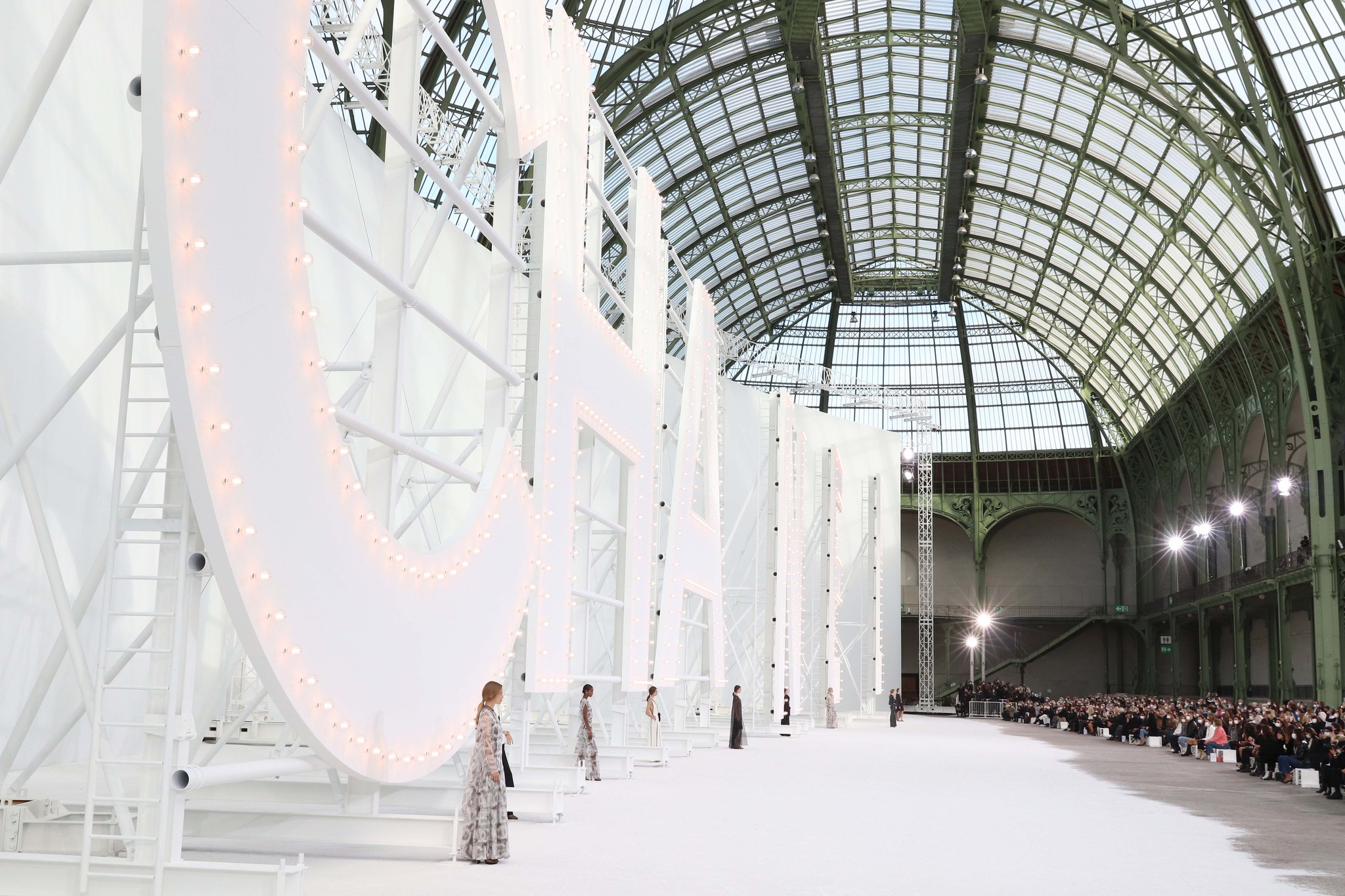 Chanel 2021 İlkbahar-Yaz koleksiyonu