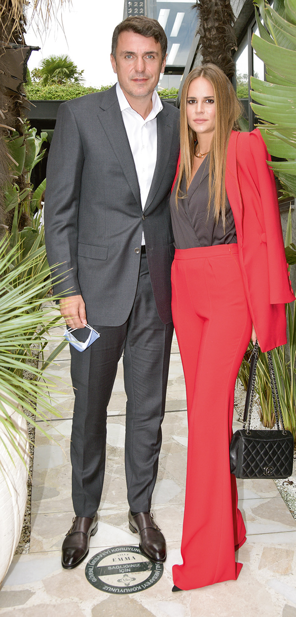 Markasını tanıttı