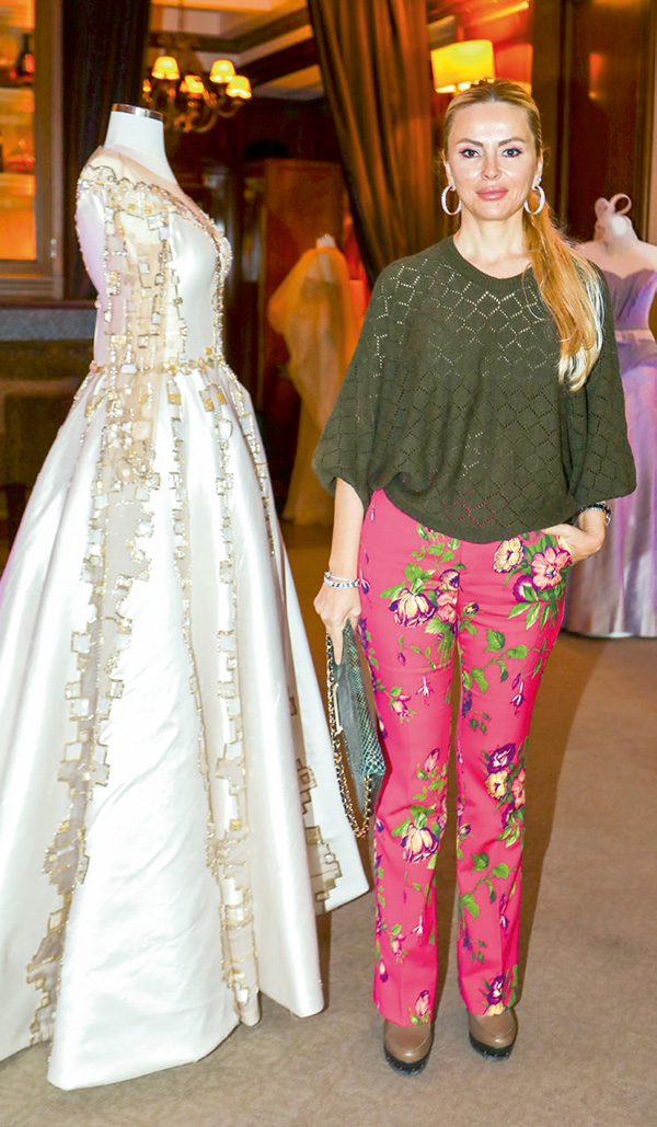 Yakın dosta destek daveti