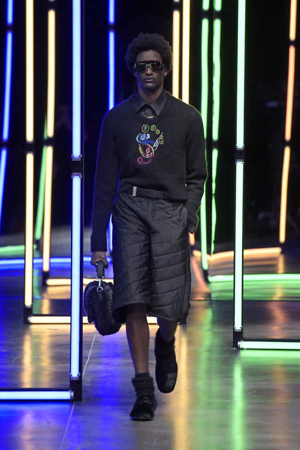 FENDI Erkek Sonbahar/Kış 2021-22 Koleksiyonu