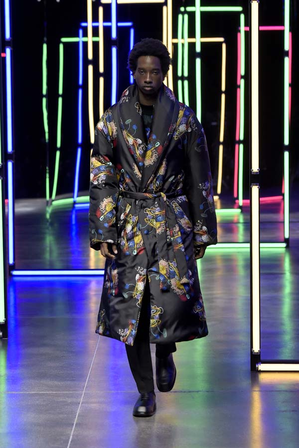 FENDI Erkek Sonbahar/Kış 2021-22 Koleksiyonu